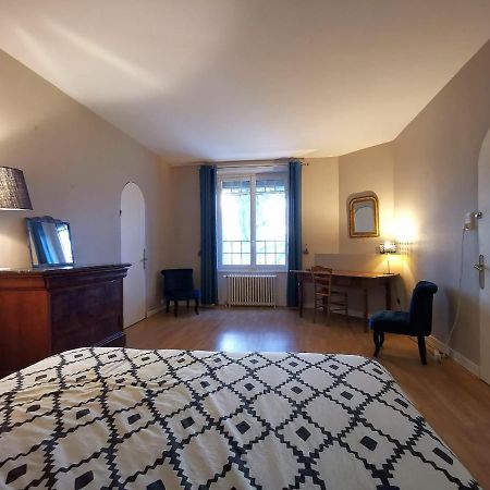 Chambres D'Hotes La Maison Blanche Saint-Junien Zewnętrze zdjęcie