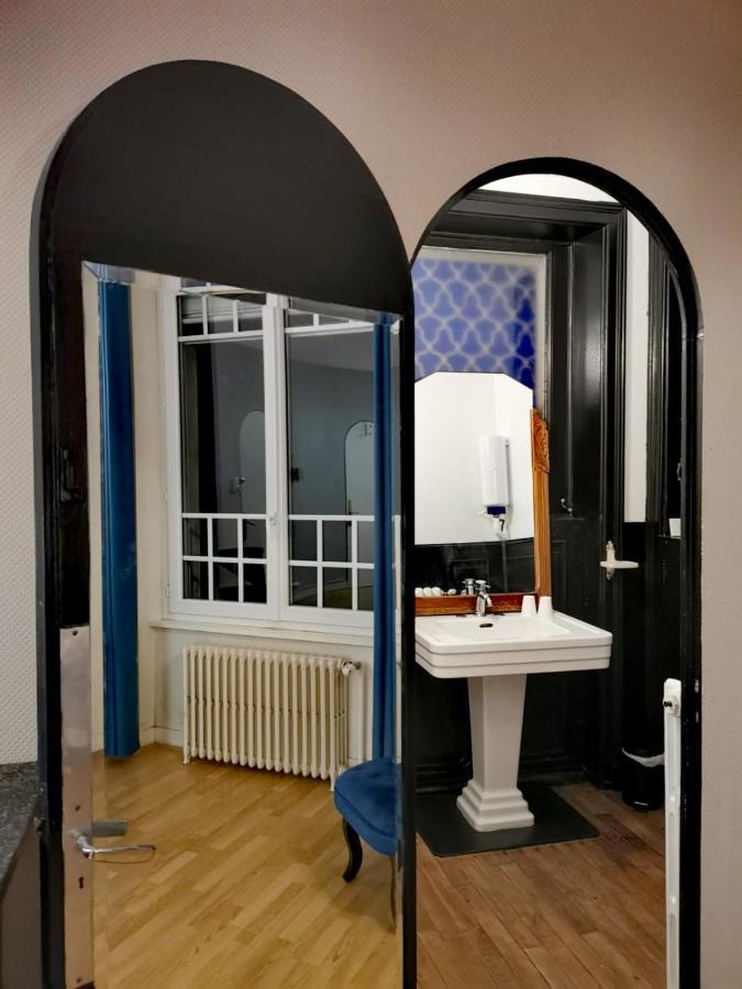 Chambres D'Hotes La Maison Blanche Saint-Junien Zewnętrze zdjęcie
