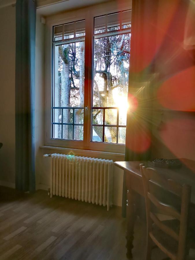 Chambres D'Hotes La Maison Blanche Saint-Junien Zewnętrze zdjęcie
